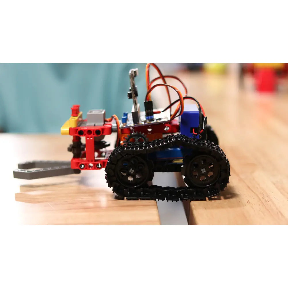 Crazy Circuits Kit: Bit Board Rover w/o micro:bit (1 Pack)