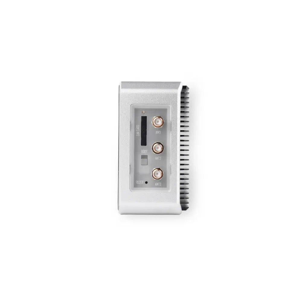 reComputer R1225 LoRaWAN Gateway & Industrial Controller, CM4-Powered, 4GB RAM, 32GB EMMC (EU868-4G)